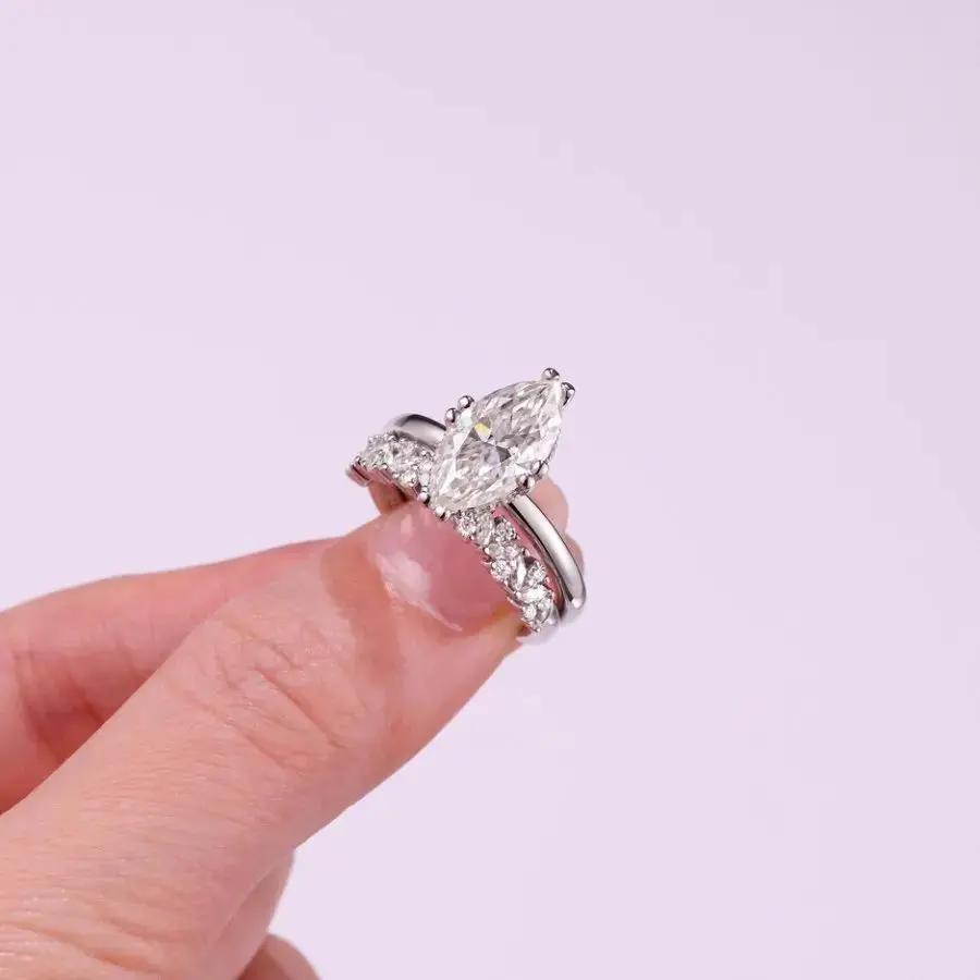 Marquise 3.83ct Moissanite Ring Diversum